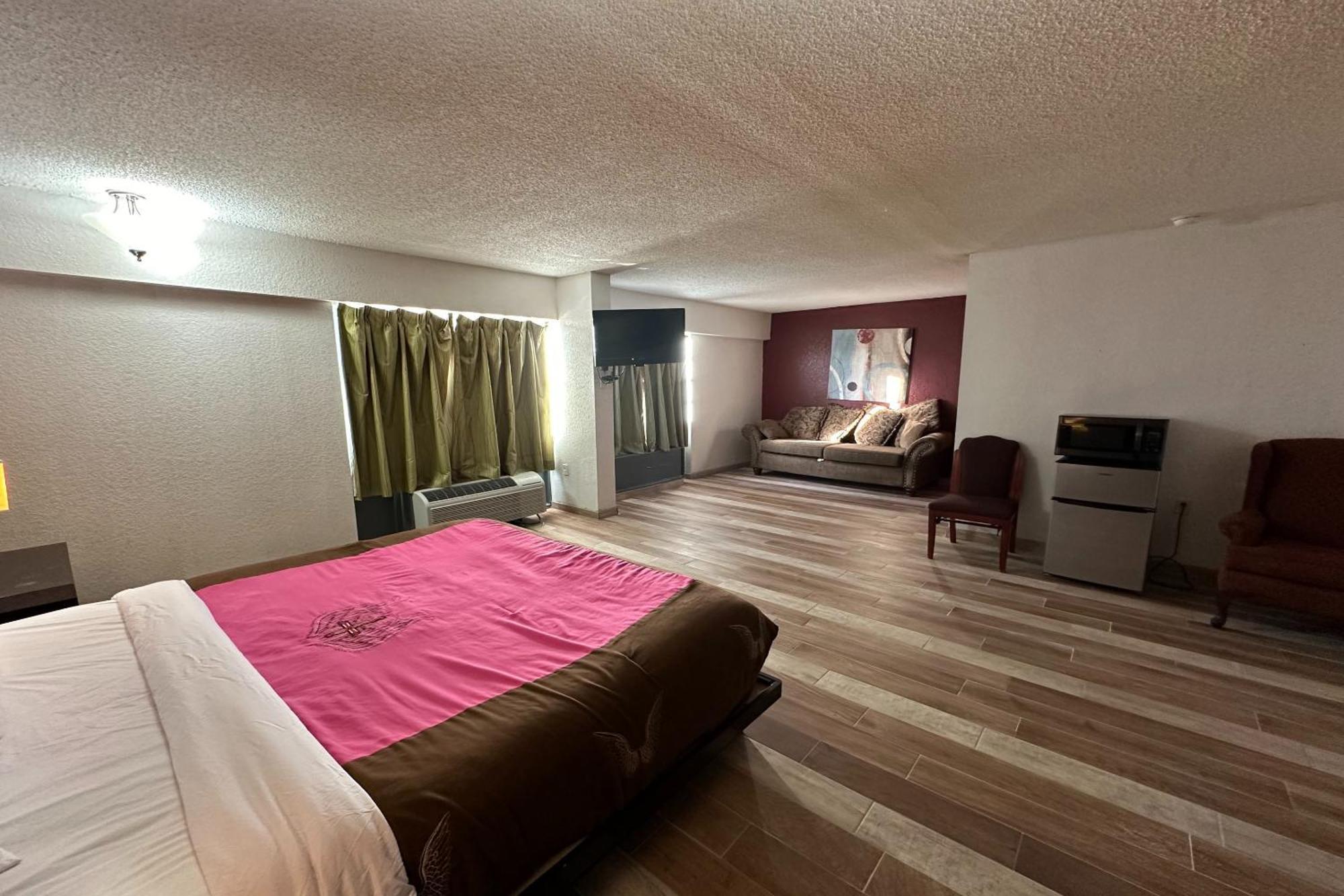 River Valley Inn And Suites By Belvilla Fort Smith Bagian luar foto