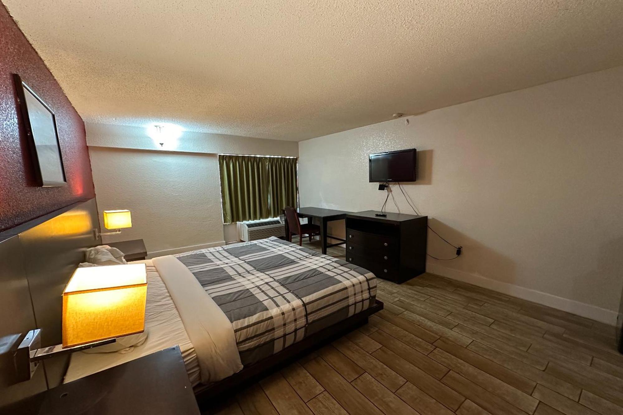 River Valley Inn And Suites By Belvilla Fort Smith Bagian luar foto